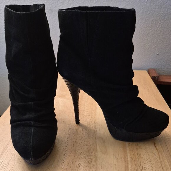 Bakers Black Suede High-Heeled Booties, Never Worn, Size 10 (41EU) - Picture 6 of 9